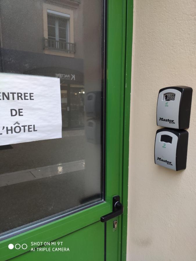 Bar Hotel Du Centre Montrevel-en-Bresse Экстерьер фото