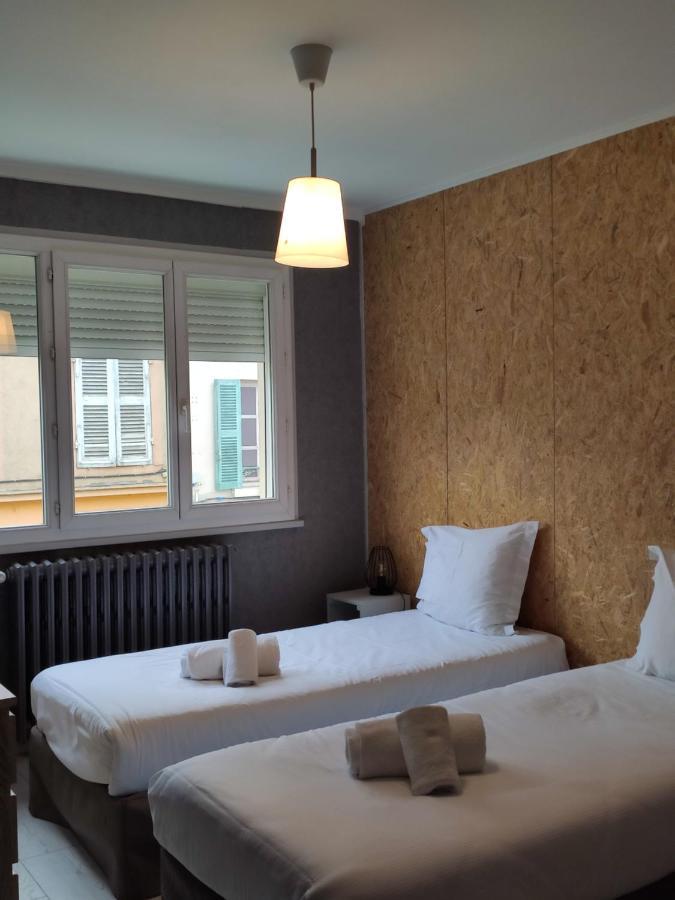 Bar Hotel Du Centre Montrevel-en-Bresse Экстерьер фото