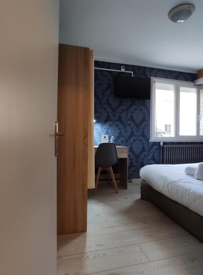 Bar Hotel Du Centre Montrevel-en-Bresse Экстерьер фото
