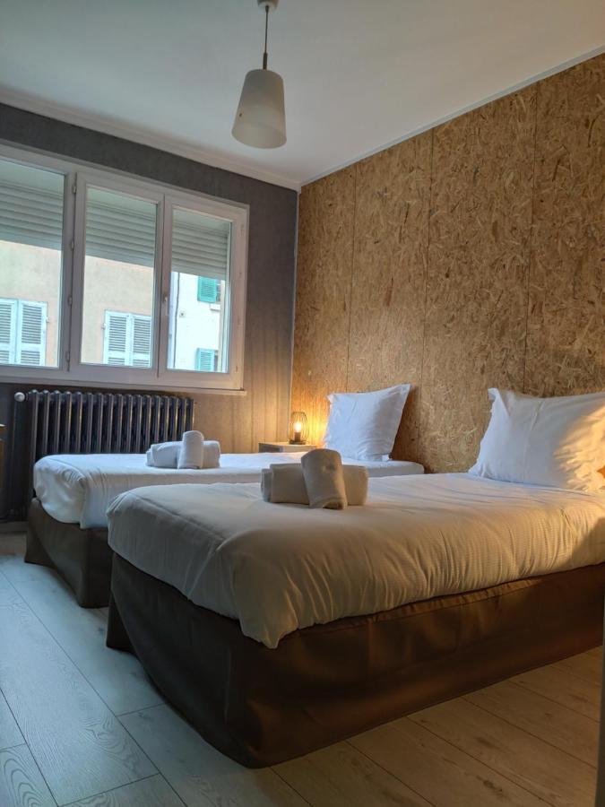 Bar Hotel Du Centre Montrevel-en-Bresse Экстерьер фото