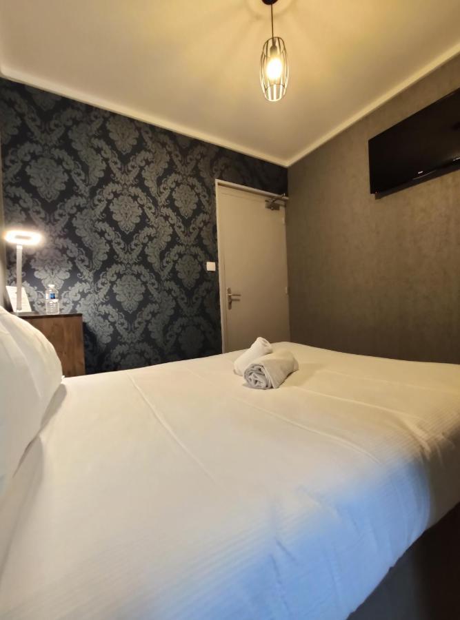 Bar Hotel Du Centre Montrevel-en-Bresse Экстерьер фото